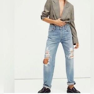Citizens of humanity Emery distressed boyfriend jean sz:26 as is